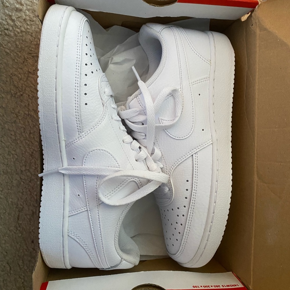 Nike Court Vision